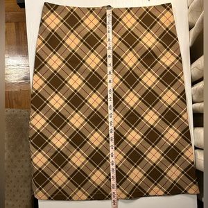 EUC A line checkered skirt